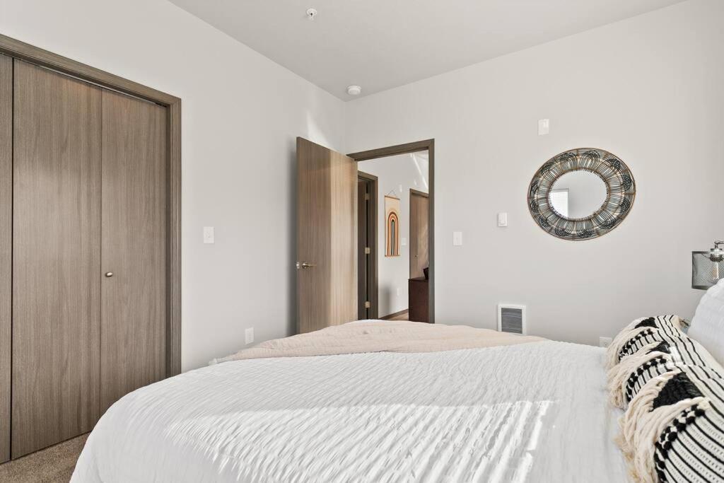 スポーケンBrand New 2 Bed 2 Bath Near Perry District And Dtアパートメント エクステリア 写真